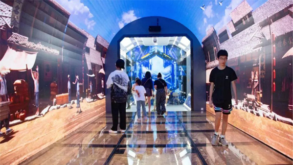 当甲骨文遇见光影秀安阳方特殷商神画解锁文旅新玩法(图1)
